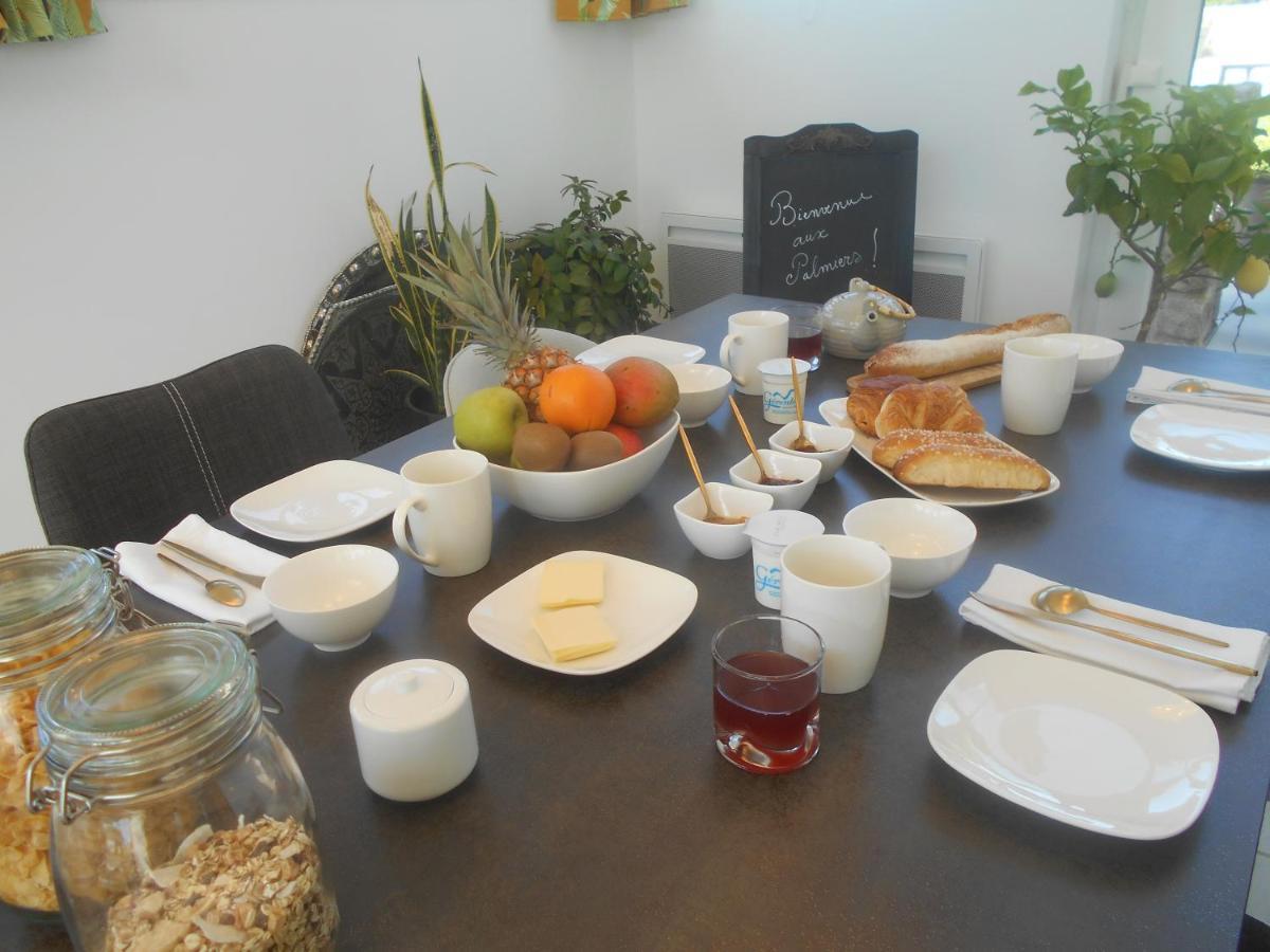 Maison D'Hotes Les Palmiers Gluiras 外观 照片